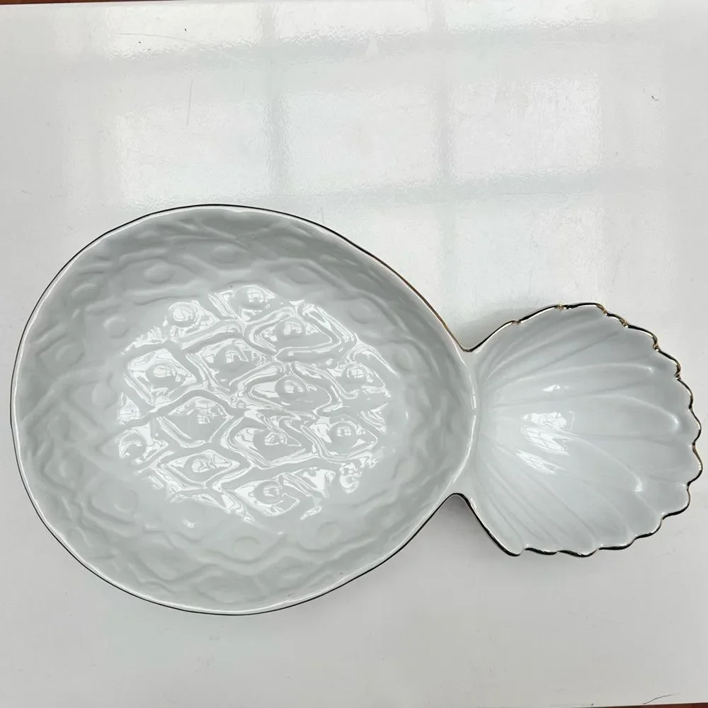 Lilly Pulitzer for Target Porcelain Pineapple Serving Bowl - White with Gold Rim - Picture 2 of 15